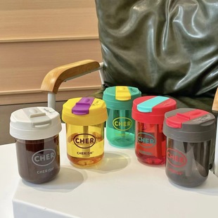 Student plastic water cup ton Cup high temperature resistant high-looking Internet celebrity straw water Cup wholesale portable couple portable cup