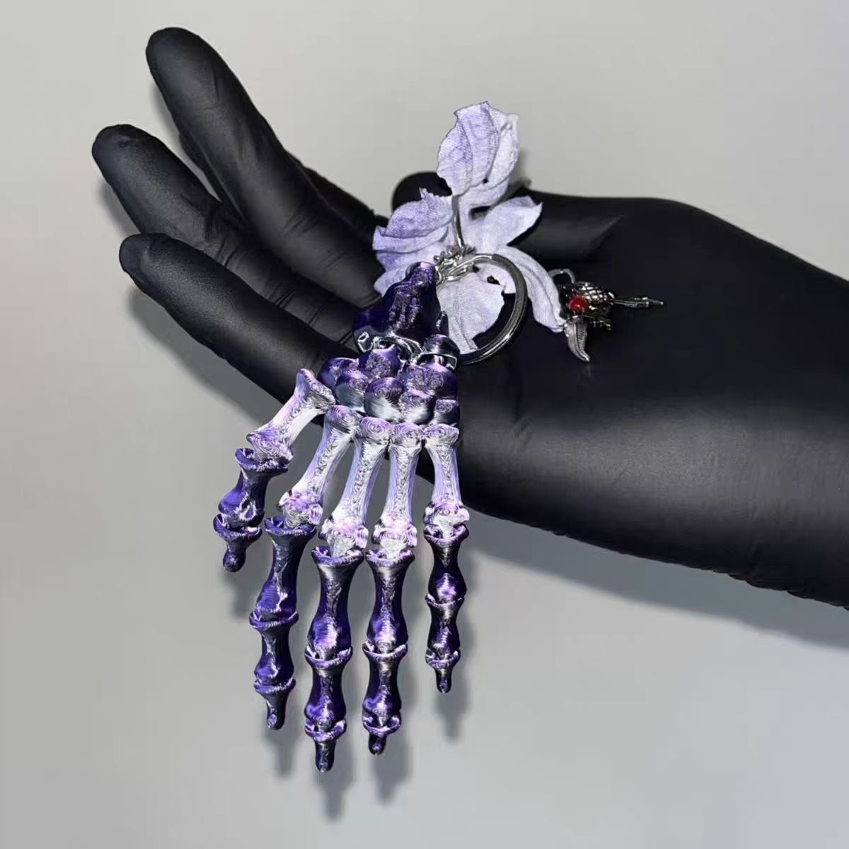Little Skeleton Hands | Corpsecore Gothic Yabi Pendant 2026 New Model Niche Fashion Exaggerated Pendant Jewelry