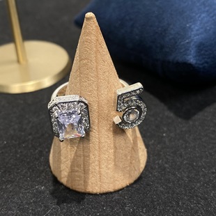 Digital 5 Diamond Ring Ins European and American Light Luxury Fashionable Classic Perfumer Bottle Ring Elegant High-end Sense Exquisite Super Flash