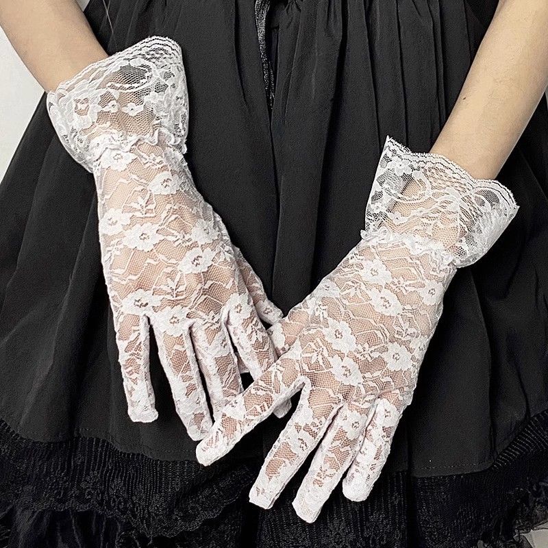 Manufacturer Summer Women's Black Large Lace Sexy Lace Short Sun Protection Gloves Thin Mesh Wedding Gloves