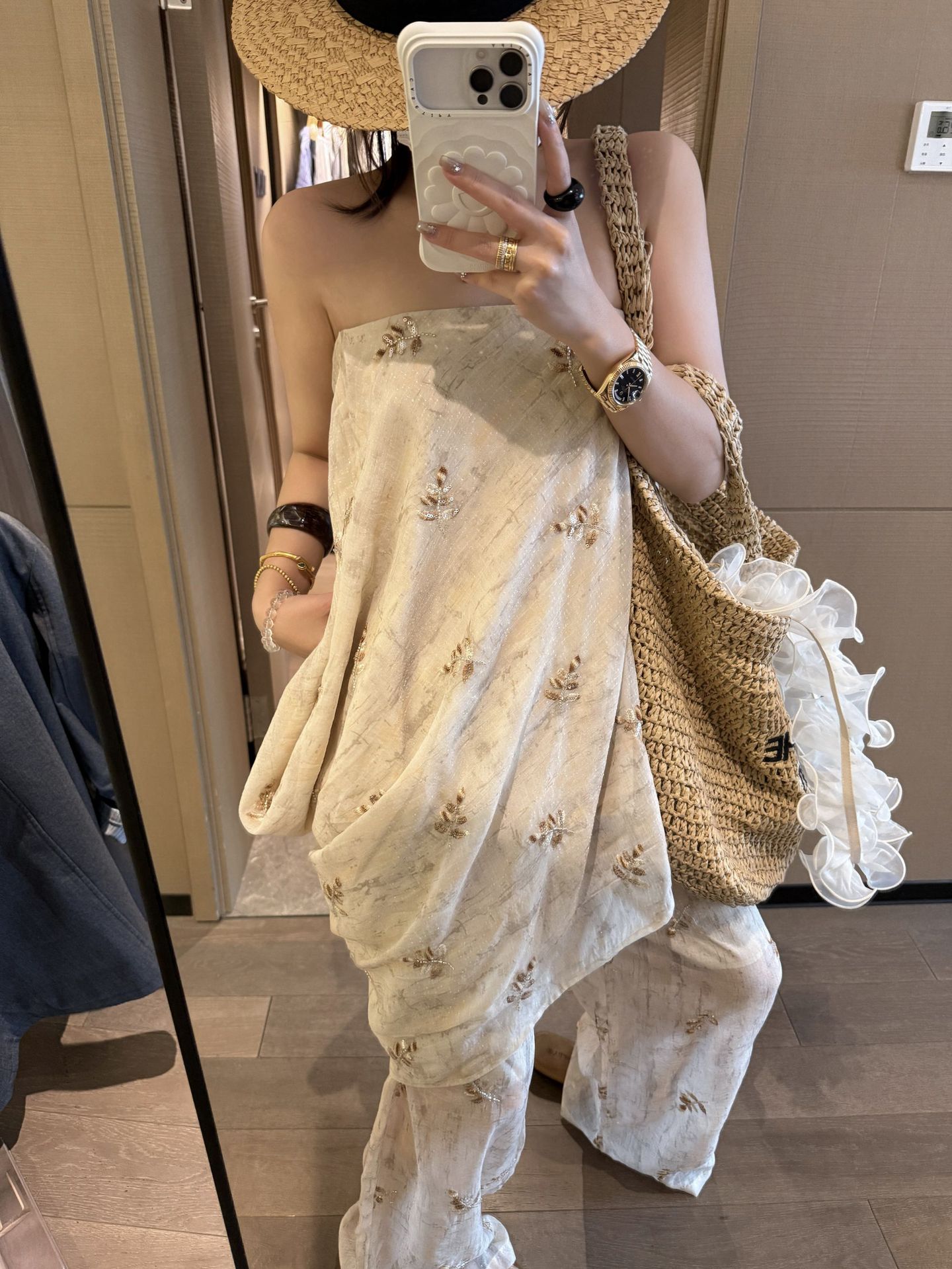Summer Fashion Beaded Outfit for Women with a Soft Cream Apricot Filter Effect, Including a Strapless Top + Straight-Leg Pants Two-Piece Set