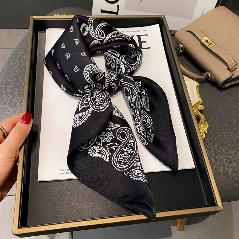 100% Mulberry Silk Scarf European and American Style Fubao Cruise Print Silk Square Scarf 65cm Fashionable Versatile Neck Scarf