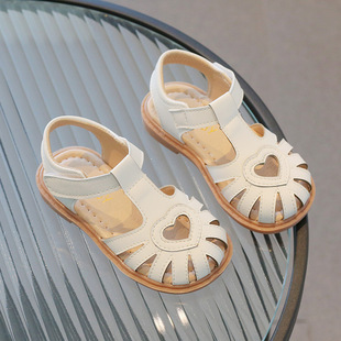 Small sandals baby shoes 6 9 years old princess wind shoes 1-3 years old 2025 new beach all-match girl casual