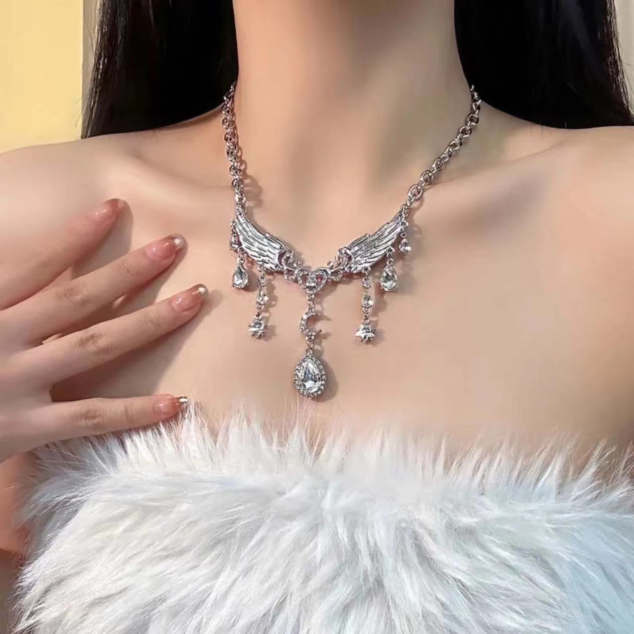 All-match Tassel Blue Diamond Double-layer Stacked Necklace Women's Exotic Clavicle Chain High-grade Unique Combination Necklace Bracelet
