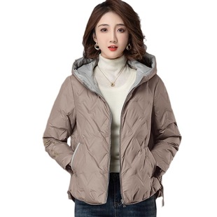 Autumn and Winter 2024 Pocket Contrast Color Fashion Short Hat Rubber White Duck Down Jacket Women's Warm Jacket