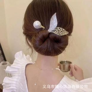High-end exquisite black fishtail bead hair curler for Women New Fashion temperament hairpin twist clip fluffy headdress