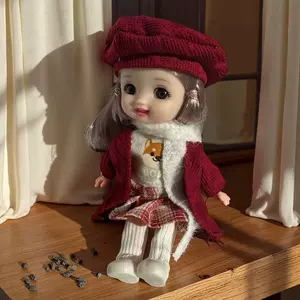 Кукла с нарядами 17 см шарнирная
