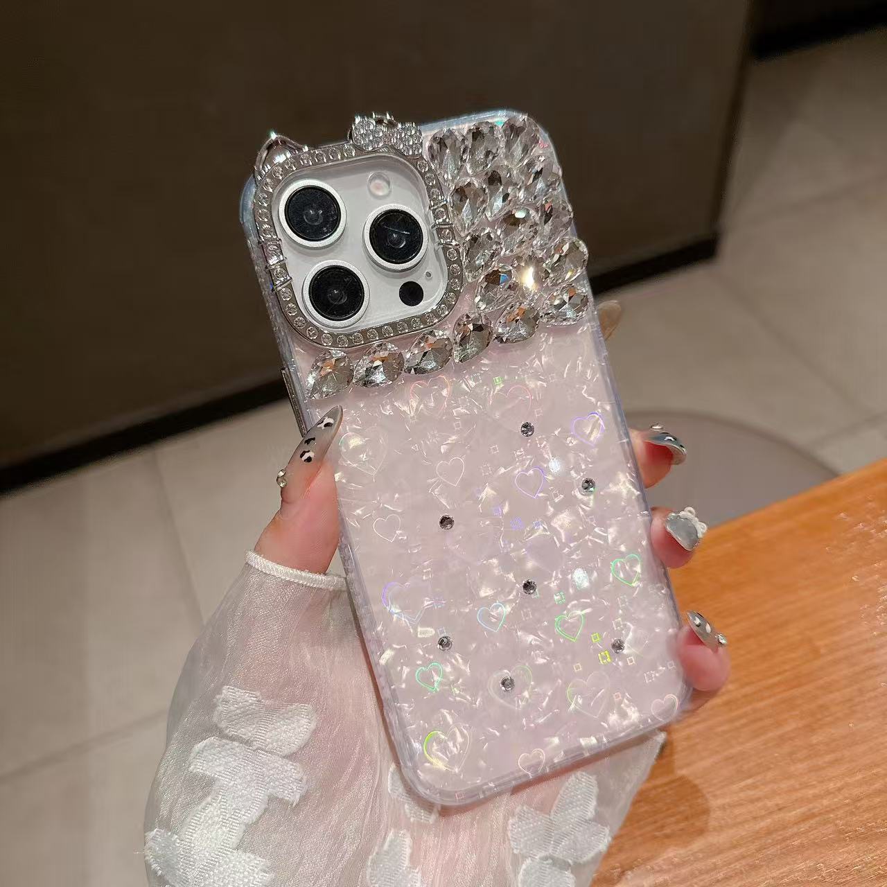Large-hole cat-patterned shell-textured eyeglass frame suitable for 17promax and 15pro phone cases with semi-diamond design, 11/16mm.