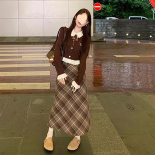 Maillard a set of plaid skirt autumn and winter new student stitching contrast color long sleeve top suit