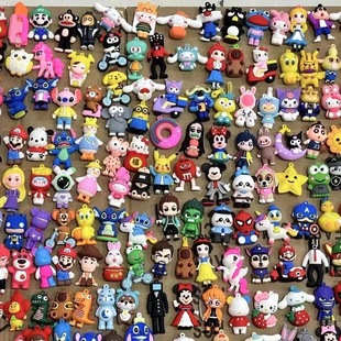 PVC Trendy Play Doll Stereo Cartoon Keychain Mixed Wholesale Push Doll Small Gift Student Bag Pendant