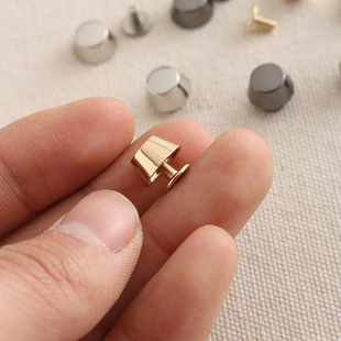 Нижний гвоздь 9069 футов ногтей DIY кожа багажа Аппаратные аксессуары ведро ногтей ногти цена