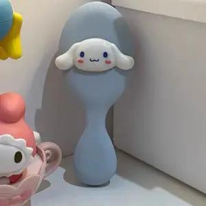 [Xiao Xiao] мультфильм Sanrio милый kt расческа для кошек расческа на воздушной подушке студенческая мини портативная массажная расческа