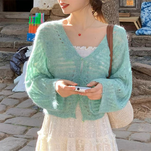 Spring New French Style Gentle Style Green Knitted Sweater Women's V-neck Lazy Style Hollow-out Little Sweater Cardigan Women