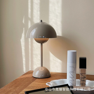 Danish retro flower bud light wedding bedroom bedside creative gift mushroom LED decorative table lamp night light ins style