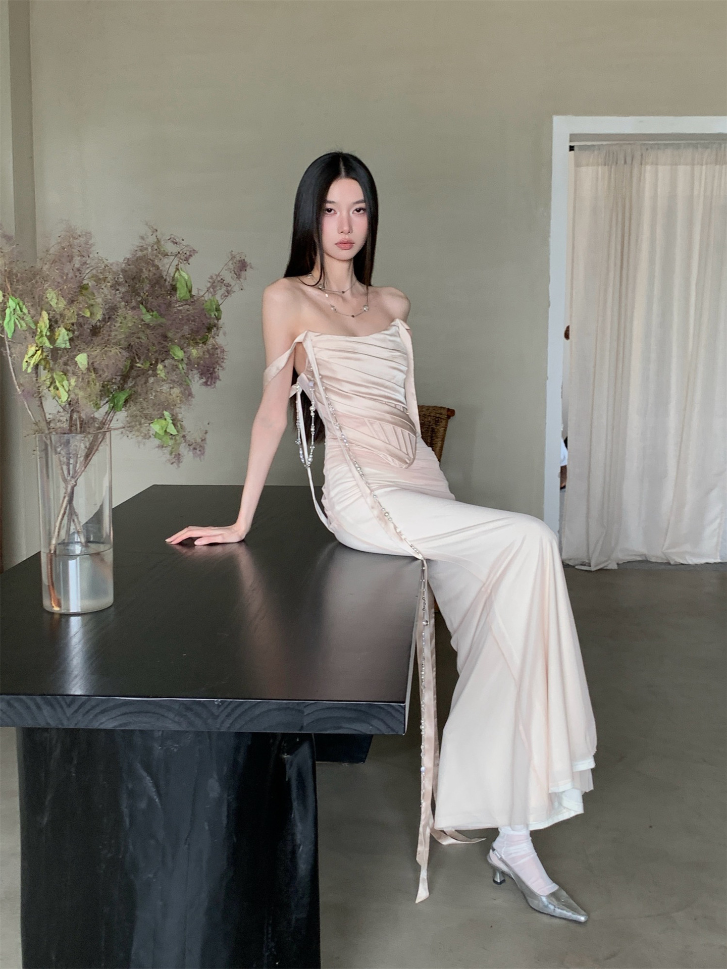 Chen Duling's French-Style Off-Shoulder Beaded Chain Strap Mermaid Dress with Waist-Cinching Slimming Evening Gown Bodycon Dress for Women