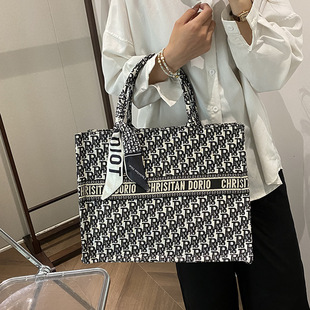 New Fashion Women's Bag Canvas Bag Going Out All-match Women's Bag Handbag Going Out Women's Bag Large Capacity Women's Bag