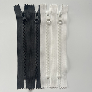 Spot supply No. 5 resin teeth closed tail pocket short zipper clothing accessories luggage plastic zipper