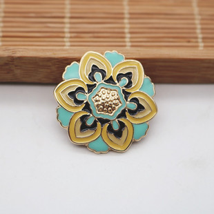 Vintage Exotic Totem Brooch Flower Enamel Glaze Pearl Pin Ethnic Style Corsage Coat Accessories Spot