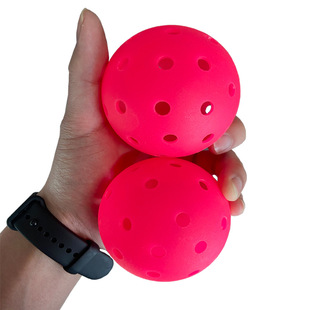 Cross-border pickleball40 hole competition ball rotomolding integrated high-elastic durable frosted rotomolding ball