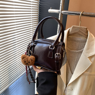 High-end Retro Outgoing Small Bag Women's 2024 New Casual Trendy All-match Shoulder Bag Crossbody Small Square Bag