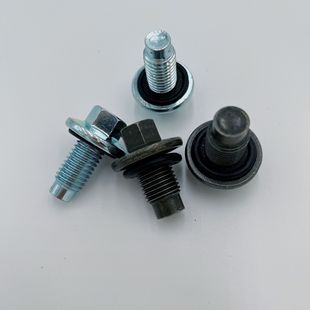 Applicable to Jeep Jeep free man free light chenoji oil pan oil drain screw 6507741AA