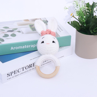 Factory Direct Handmade Wool Knitted Baby Cartoon Animal Doll Tone Bed Bell Baby Knitted Rattle Toy