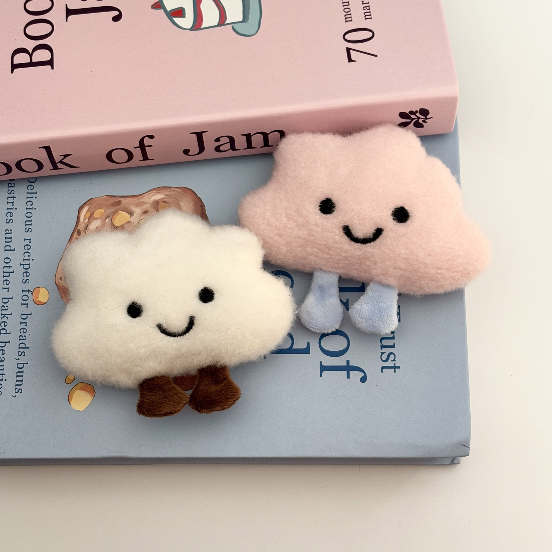 Creative Cartoon Cloud Plush Brooch Doll Pendant Cute Children's Headwear Bag Garment Decoration Accessories Wholesale