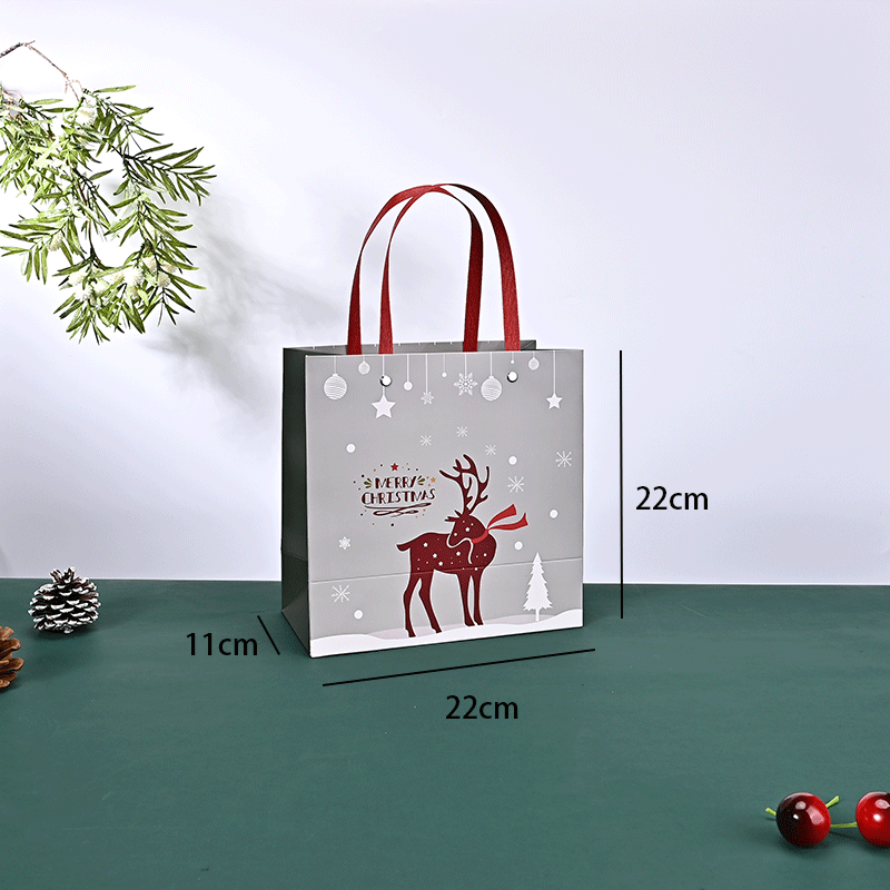 Gift Bag Christmas shopping paper handbag in stock birthday clothing gift bag white cardboard bag manufacturer