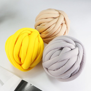 Heart-filling Cotton Ice Thick Iceland Plush Line Pet House Handmade Bag Knitted Scarf Hat Line Blanket Line Home Decoration