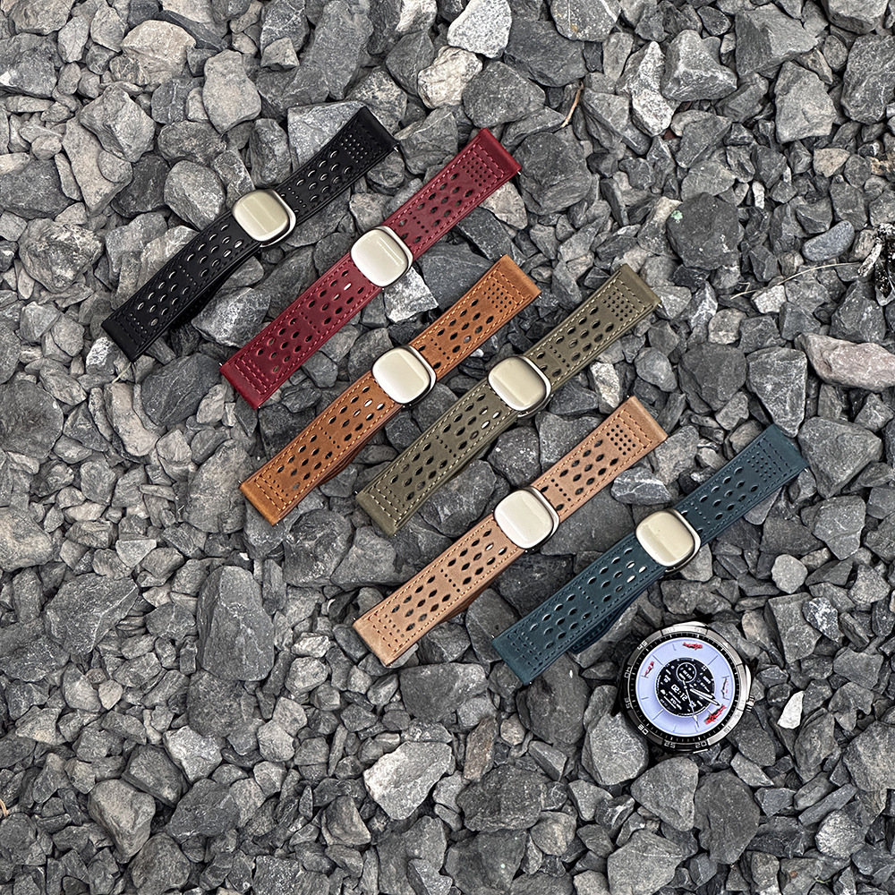 Huawei GT65, Xiaomi S4, nafas oluvchi aqldan ozgan ot naqshlari, teshilgan haqiqiy charm, magnitli qisqich va Samsung Watch 7 soat tasmasi uchun mos keladi.