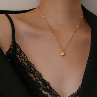 Korean Style Simple Style Golden Love Pendant Necklace Women's Accessories All-match Niche Light Luxury Design High-grade Clavicle Chain
