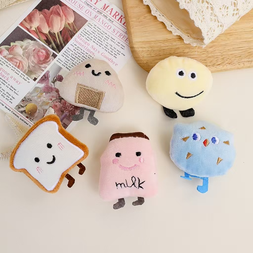 Cartoon Plush Brooch, Cute Bread Toast, Rice Ball, Food Doll, DIY Accessories, Clothing and Bag Accessories