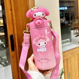 Высокое значение мультфильма Sanrio Детская чашка с водой Студентка Девочка идет в школу по диагонали