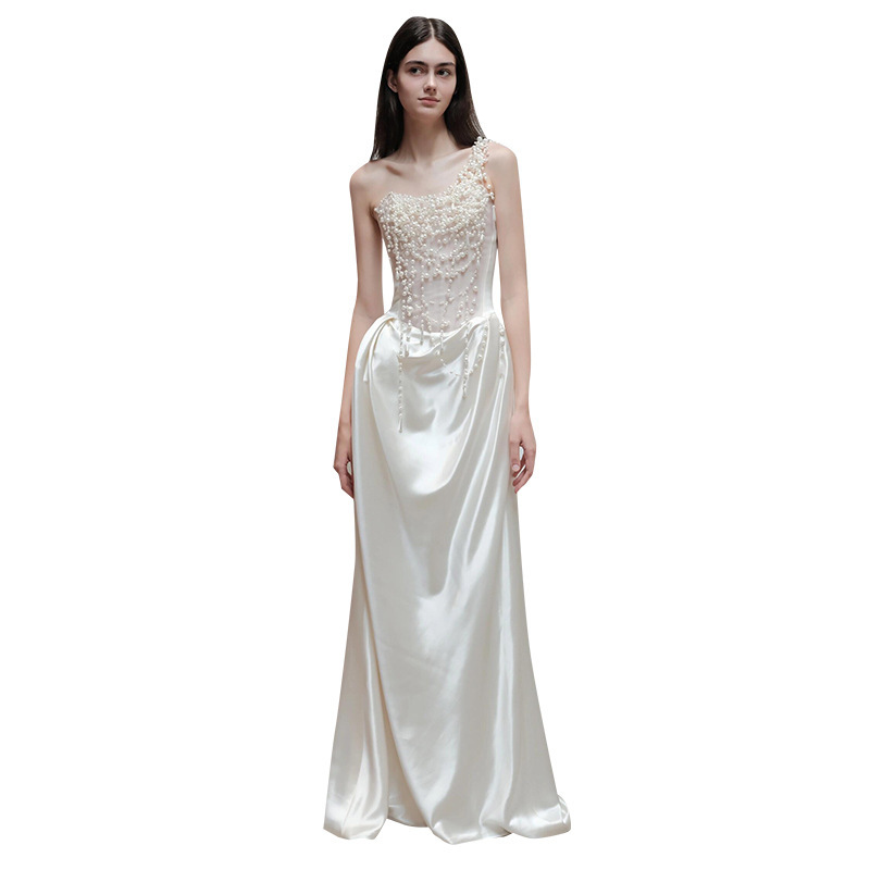 2026 New French-Style Strapless Gown, Trendy Satin Bridal Dress, Heavy Pearl Embellishment, Light Wedding Dress, Factory Supply