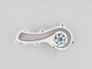 Customized Car Water Pump 21010-4m525 Gwn-73A Qg18 Factory Direct Supply Japanese Style Water Pump