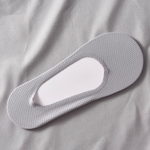 Summer thin silicone non-slip invisible socks women's summer ice silk mesh breathable low-cut boat Socks no heel slip socks