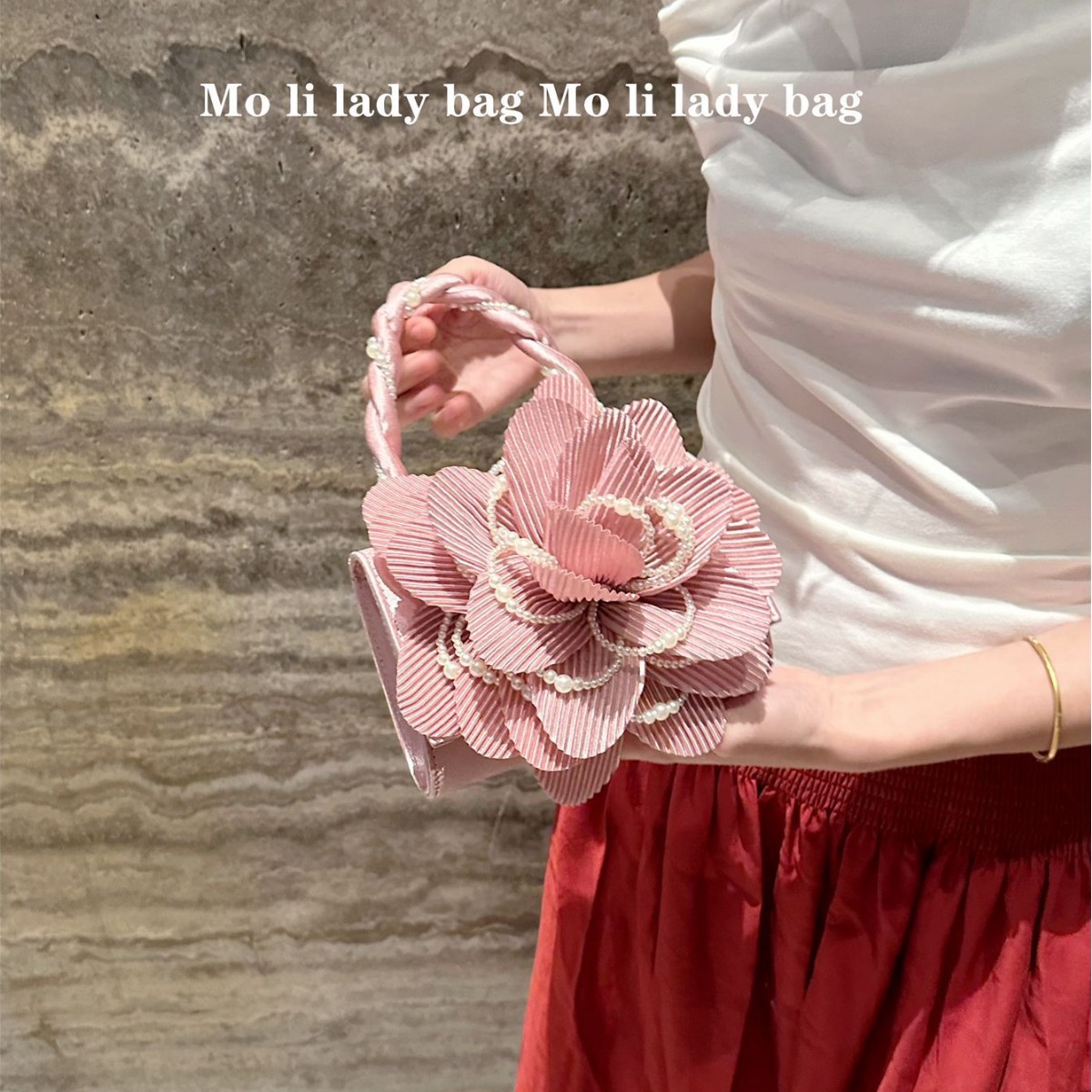 2026 New Chinese Retro Braided Pearl Cheongsam Bag with 3D Pink Rose Flowers, Fairy-like Crossbody Bag