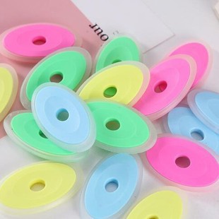 Area B students press the erasable needle tip refill 0.5 crystal blue color rub easy black hot erasable magic rub