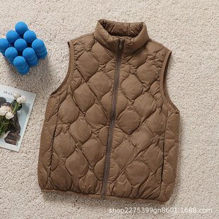 2024 middle-aged and elderly light down jacket vest women's short stand collar plus size warm white duck down sleeveless waistcoat