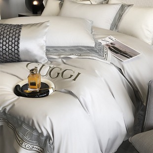 High-end 100 long-staple cotton four-piece cotton cotton high-grade nude sleeping embroidery hollow quilt cover light luxury bedding