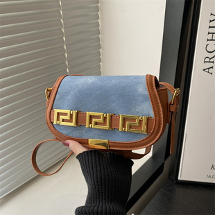 2025 New Spring Casual Saddle Bag Women's Retro Single Shoulder Crossbody Girl's Niche Design Fashionable Simple Bag