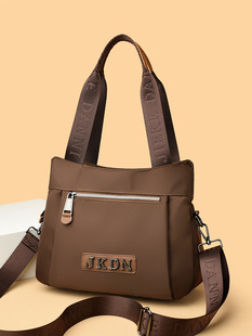Cross-border New Nylon Shoulder Bag Casual Play Crossbody Bag Business Commuter Mummy Bag Multi-pocket Storage Bag