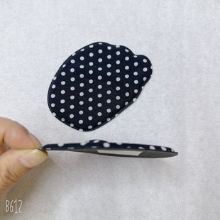 Sponge front palm pad thickened invisible 4D high heels half size pad hair non-slip foot pad Huizhou factory direct batch