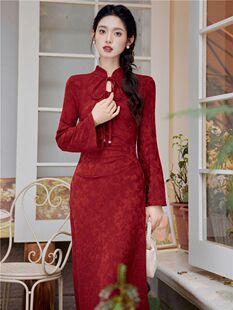 New Chinese dress Beautiful Red Modified Cheongsam 2024 Daily Wearing Engagement Wedding Toast Dress Skirt