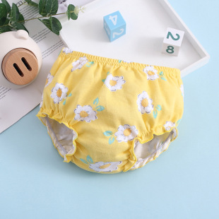 Baby underwear autumn clothes autumn pants wholesale children's cotton warm big pp cartoon triangle shorts baby underwear