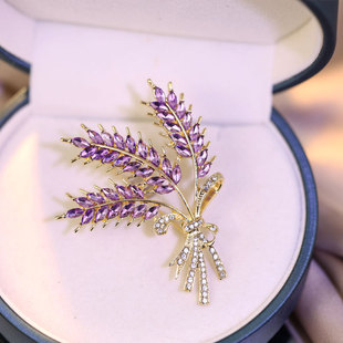 Golden Wheat Ear Brooch High-end Female Design Sense 2024 New Suit Jacket Accessories Trendy Barley Corsage Pin
