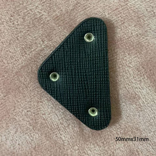 New Triangle Black and White Leather Label Leather Brand Clothing Jewelry Hardware Jewelry Luggage Jewelry