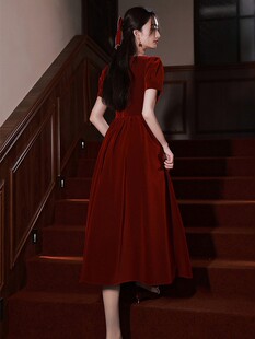 High-end Chinese Short-sleeved Toast Dress for Bride wine red Small Engagement Dress for Women in Spring