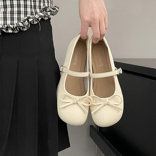 Camellia Mary Jane Shoes, Sweet Thick Heels, Girly and Stylish, with Skirts, Easy to Wear in Spring and Summer, French Pumps for Women