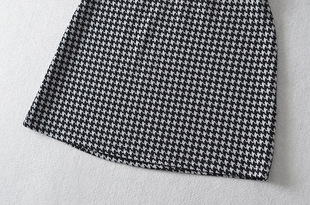 521-22 winter new European and American style simple design elastic waist sexy hip skirt houndstooth skirt